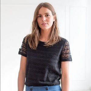 Carlo T-shirt in Size Small